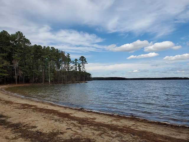 Vista Point Boat Launch Parking, Jordan Lake recreation area - Image 1