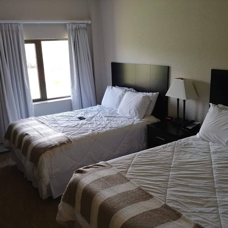 Izatys Resort - Image 1