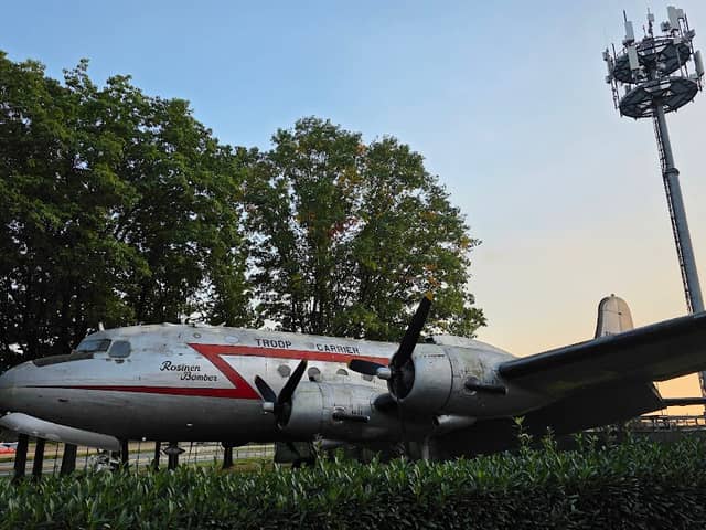 Fliegerdenkmal - Image 1