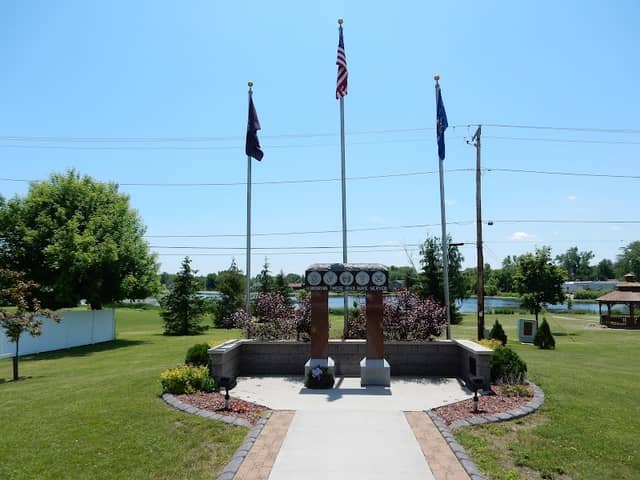 Hortonville Veterans Park - Image 1