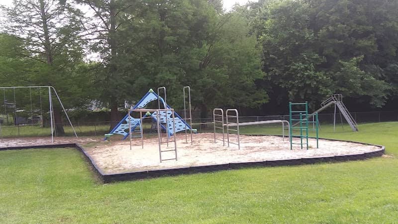 Brown Park - Image 2