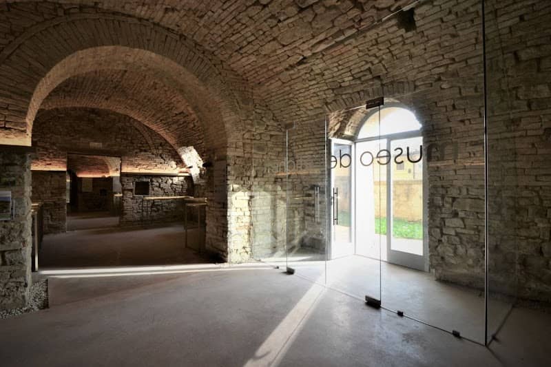 Museo Internazionale dell'Etichetta del Vino - Musei in Grotta - Image 1