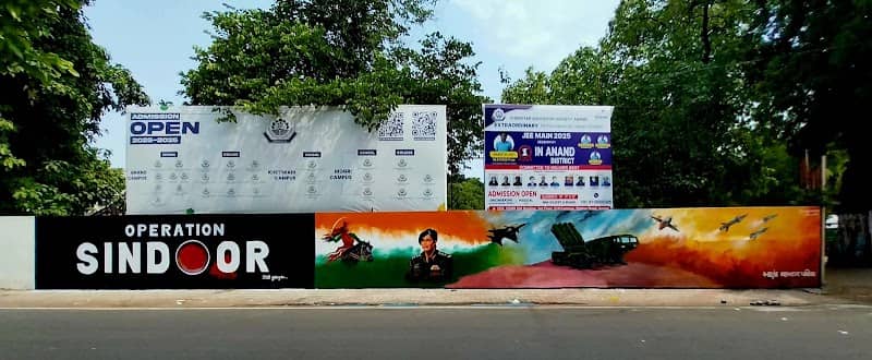 Sindoor Chowk - Image 1