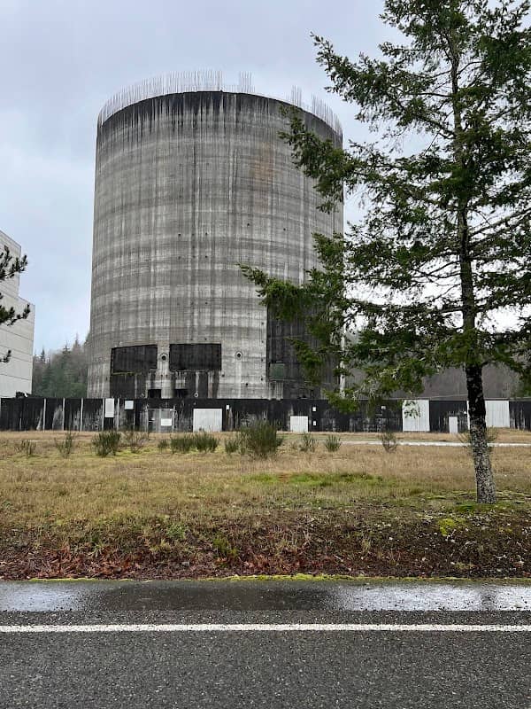 Satsop Nuclear Power Plant (1983) Tower #3 - Image 2
