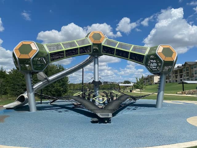 McCord Park Splash Pad - Image 2