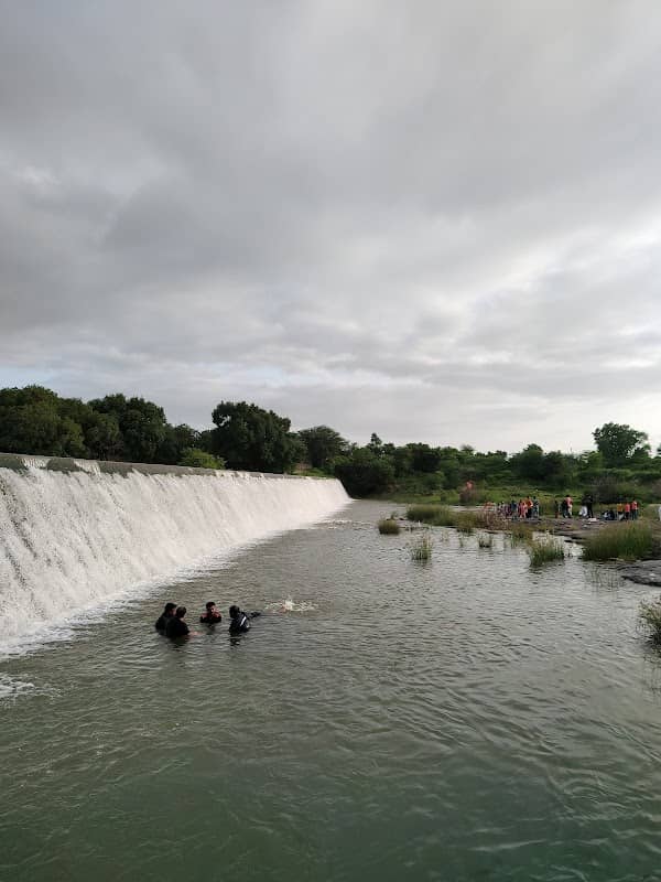 Kalipat Check Dam - Image 1