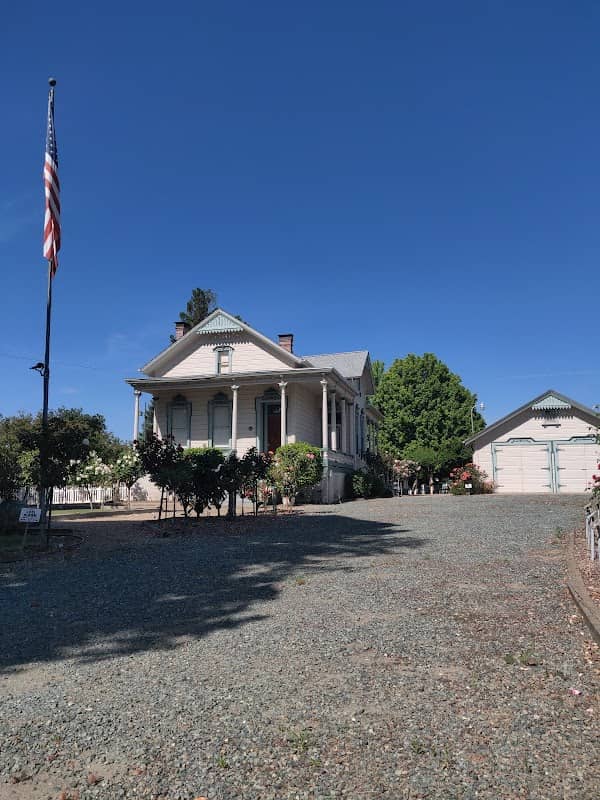 The Rae House Museum - Image 1