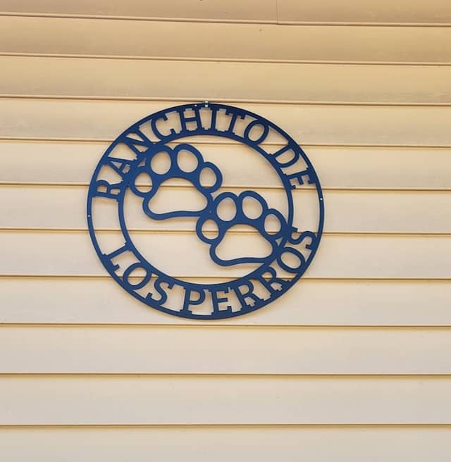 Ranchito De Los Perros - Image 1