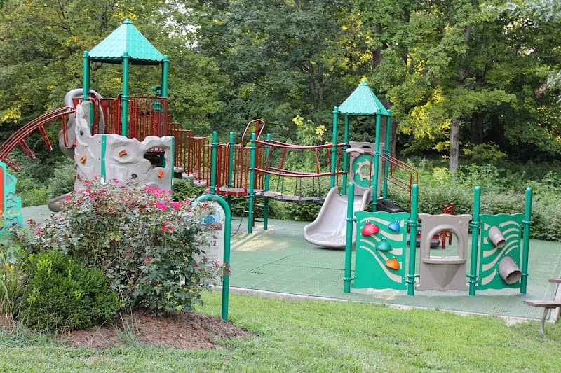 Bowlby Park - Image 2
