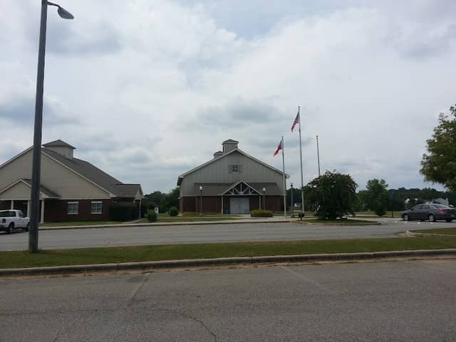 Taylor Farm Park - Image 1