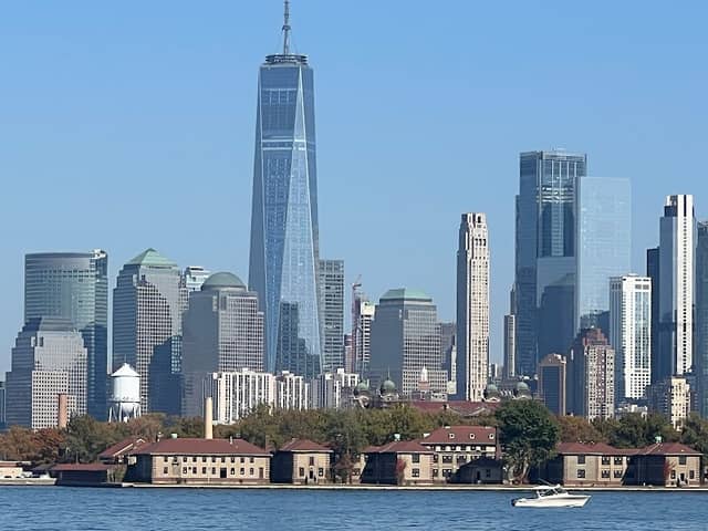 Statue Of Liberty Vista Jersey City - Image 1