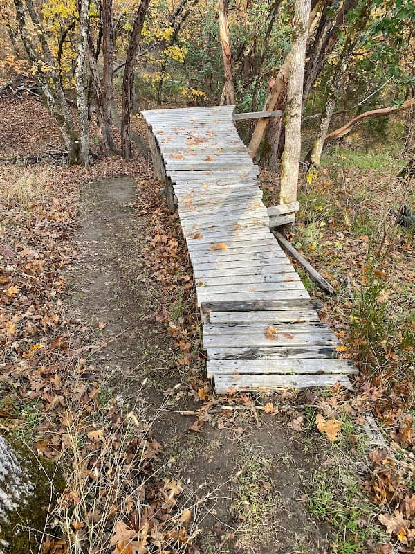 Mountain bike hill - Image 1