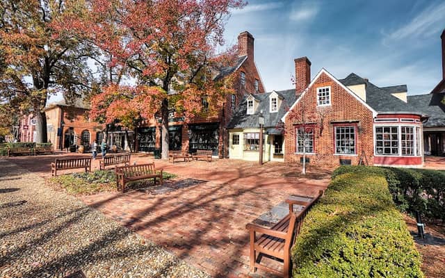 W Duke of Gloucester Street - Image 1