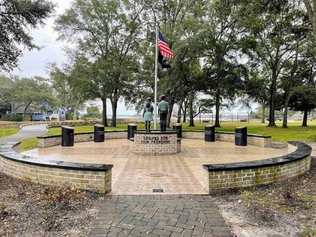 Sunset Beach Veterans Memorial - Image 1