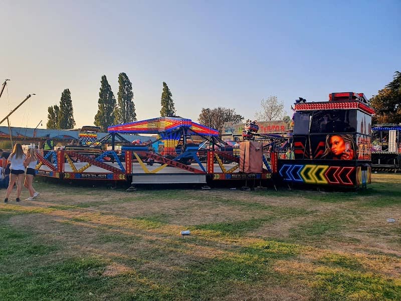 Lauser Road Park ( Town Lane) - Image 2