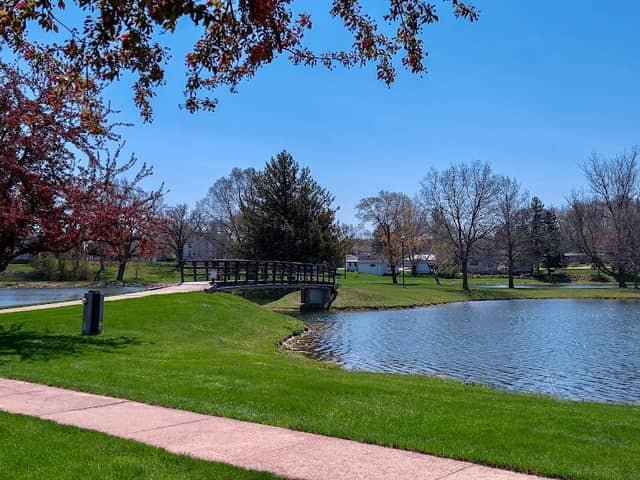 Monticello Swimming Pool - Image 1