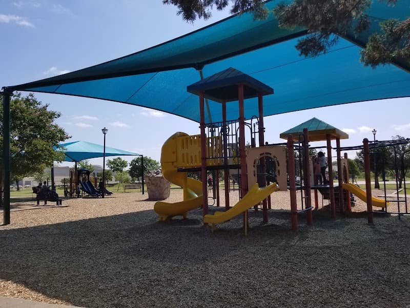 Carl Levin Park - Image 2