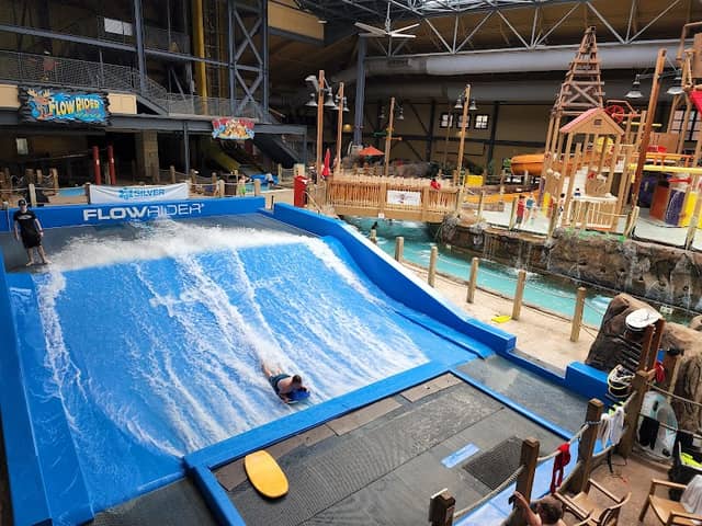 Silver Rapids Waterpark - Image 2