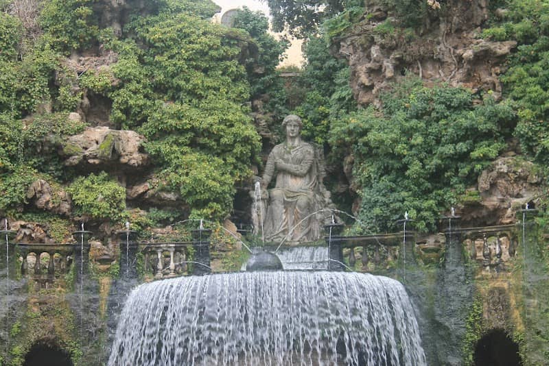 Fontana dell'Ovato (o di Tivoli) - Image 1
