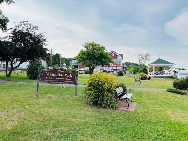 Bayfield Civic League - Memorial Park - Image 2