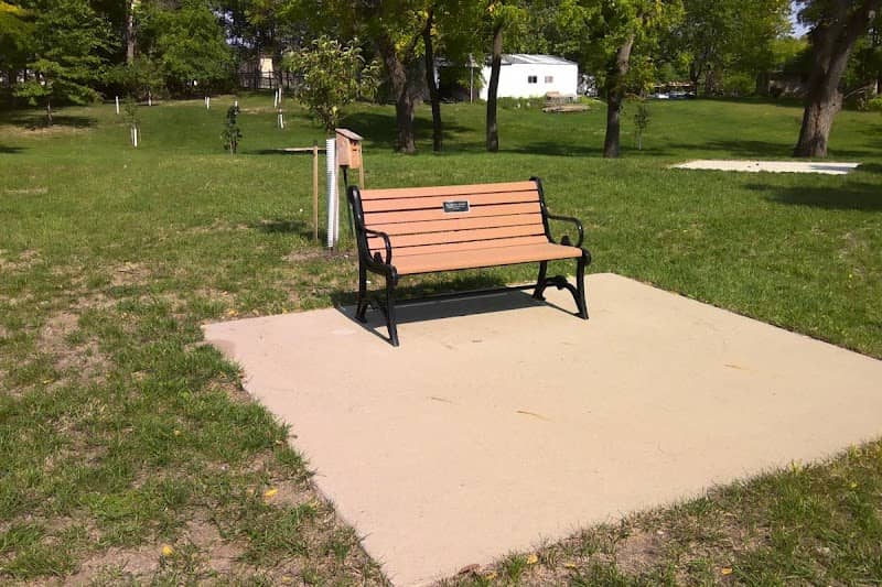 Doc Simmer Memorial Park - Image 2