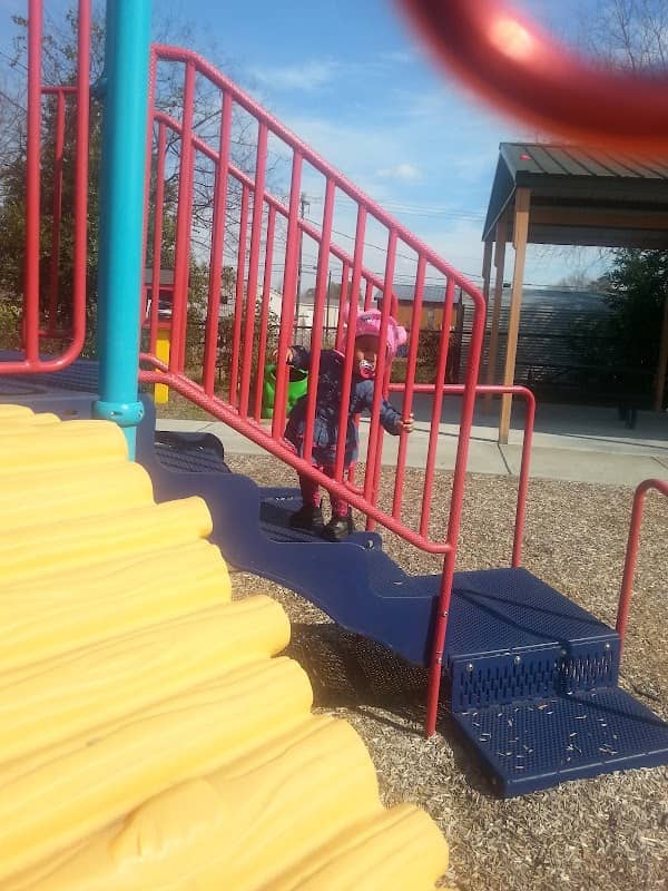 Burnette Park - Image 1