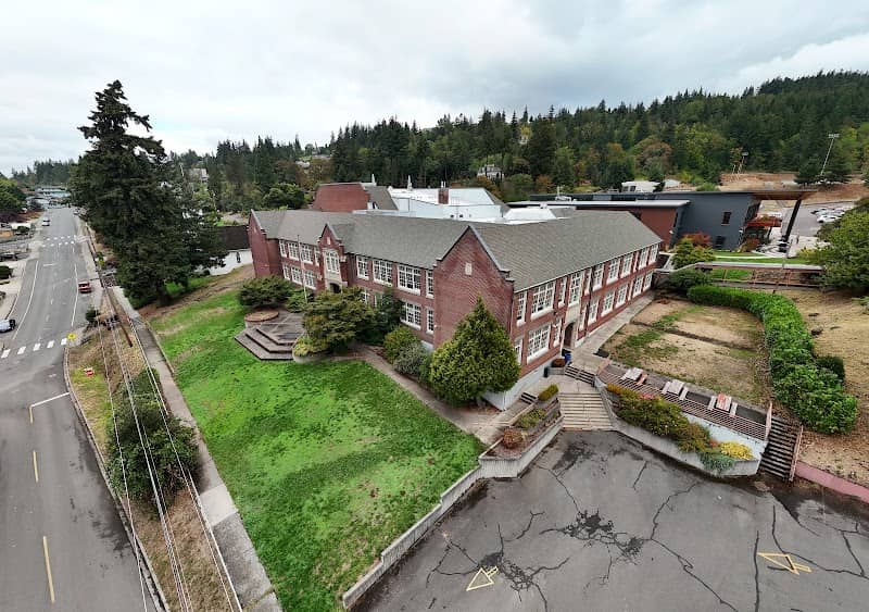 Forks High School (Twilight Film) - Image 1
