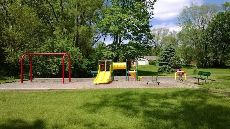 Auer/Broshears Park - Image 1