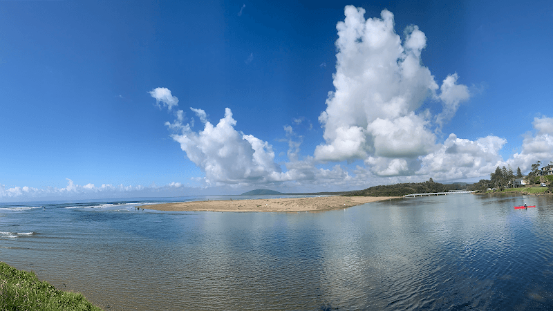 "Definitely Worth the Drive” Gerringong Tourist Signpost - Image 2