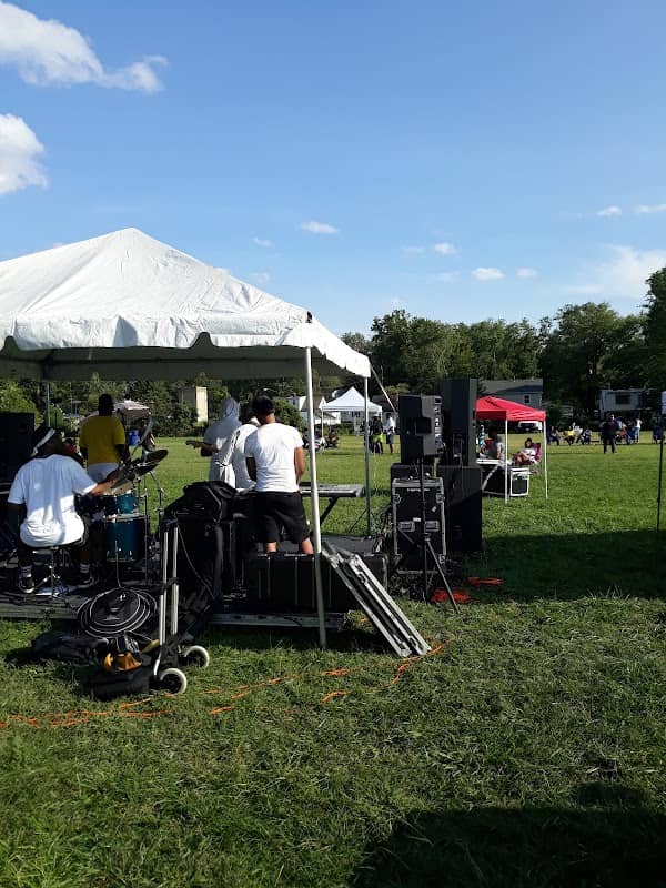 Bell Acres Park - Image 1