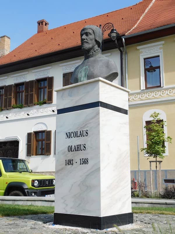 Bustul lui Nicolae Olahus - Image 1