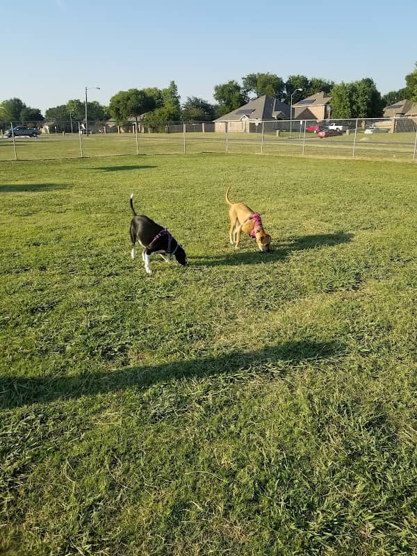 Willow Creek Paw Park - Image 1