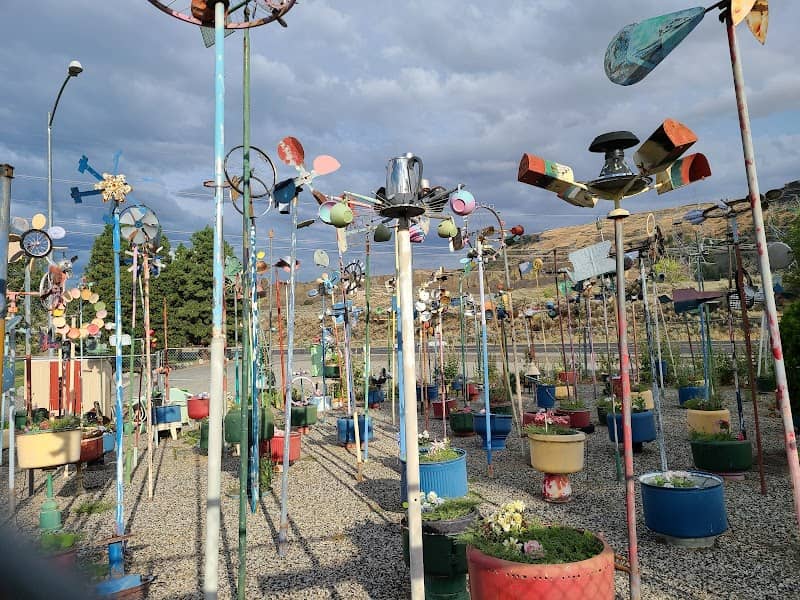 Gehrke Windmill Garden - Image 1