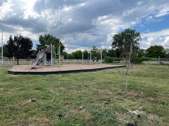 15th and Outer Drive Park - Image 1