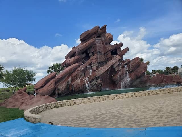 Ernesto Gamez Cascade Park - Image 1