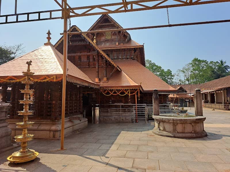 Mahatobhara Shri Mahalingeshwara Temple Puttur - Image 1