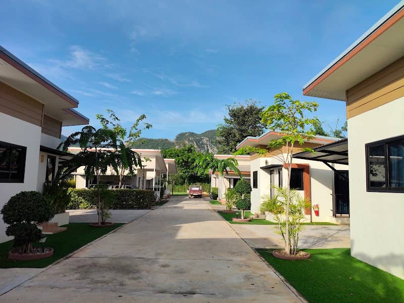 Aderyn Khaoyai - Image 1