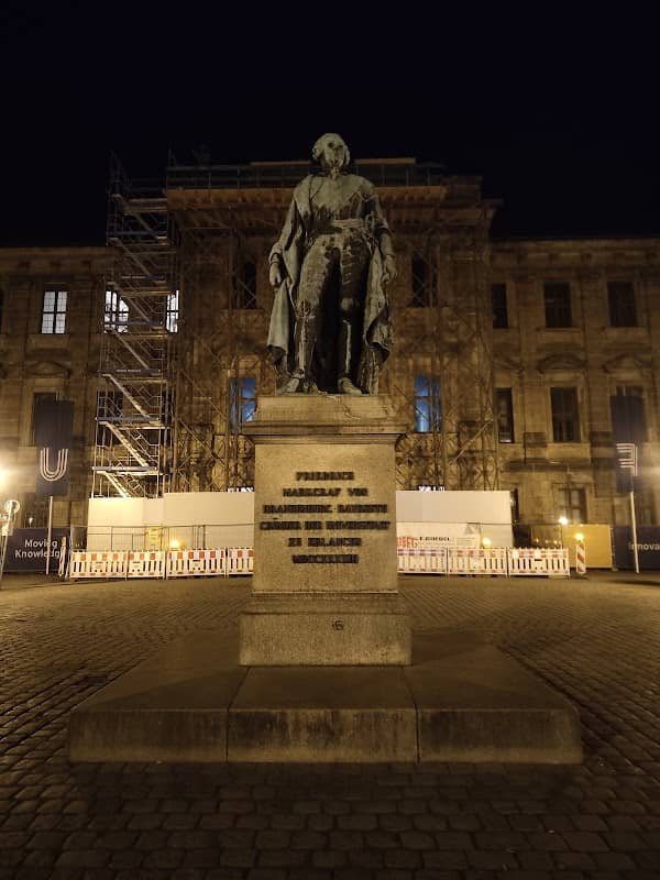 Standbild Markgraf Friedrich von Brandenburg-Bayreuth - Image 3