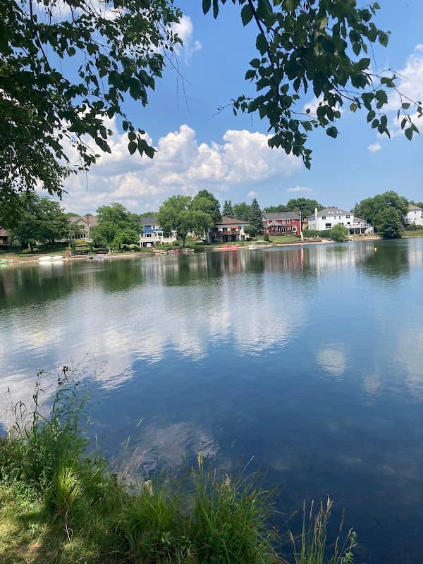 Lake Terramere Park - Image 2