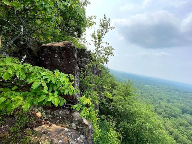 MA NET: Section 04 (Metacomet-Monadnock Trail) - Image 3