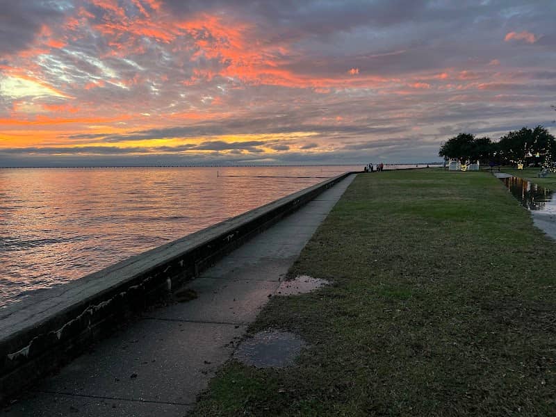 Lake Pontchartrain Lakefront - Image 1