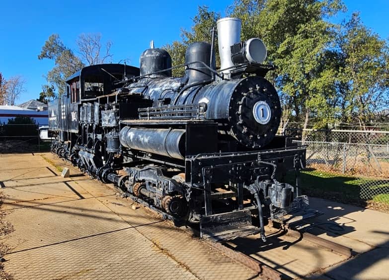 Georgia-Pacific Steam Engine - Image 1