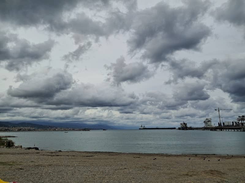 Plaja Leon - Image 1