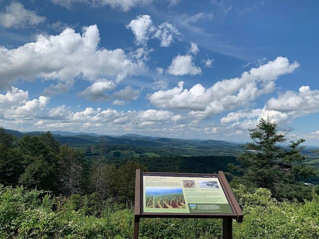 Air Bellows Overlook - Image 1