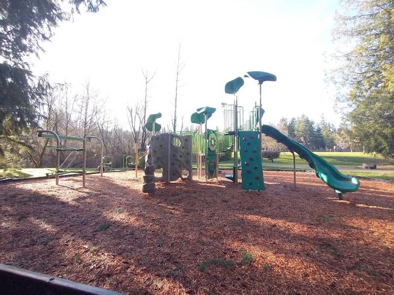 Deerfield park - Image 1