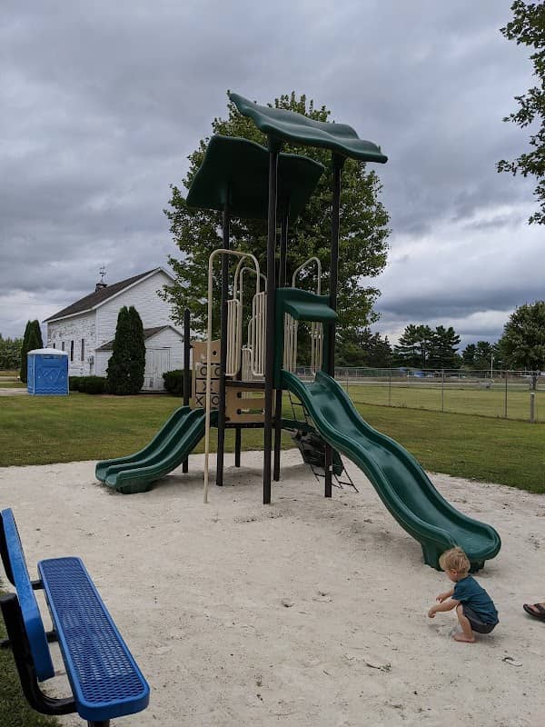 Mills Memorial Park - Image 1