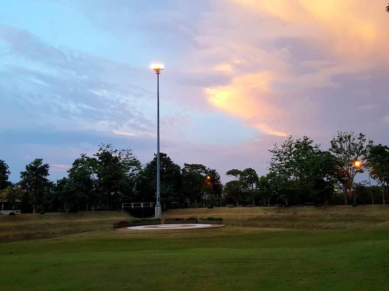 Loeng Nam Chan Park - Image 2