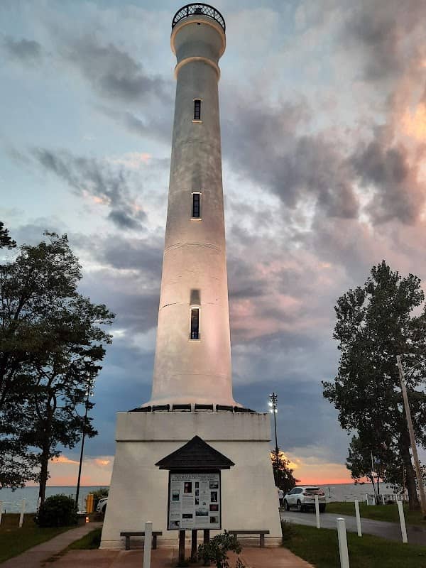 Verona Beach Lighthouse - Image 1