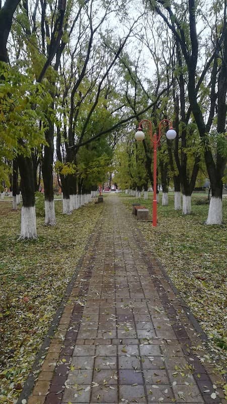 Komsomol'skiy Skver - Image 1