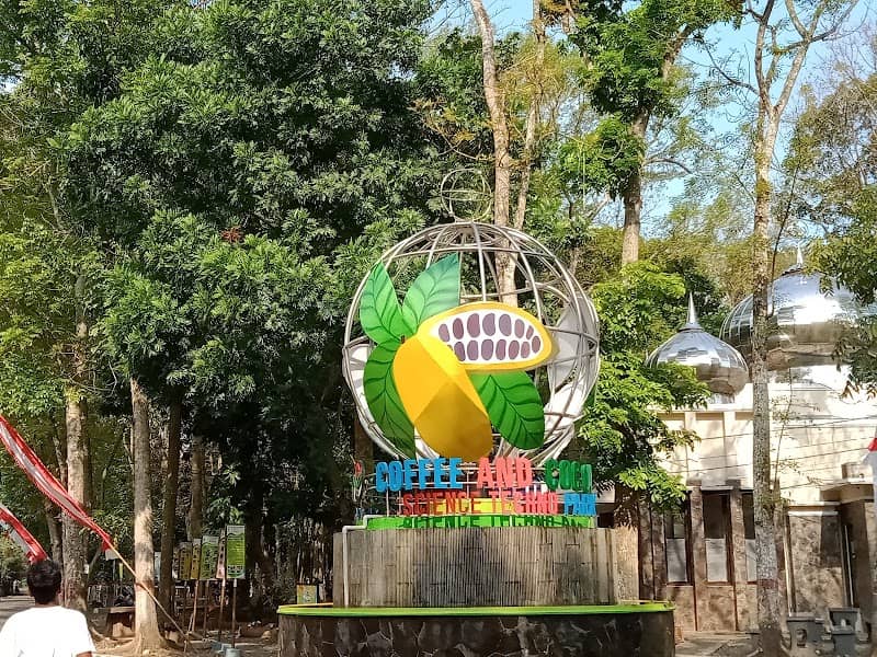 Wisata Edukasi Pusat Penelitian Kopi Kakao Jember - Image 1